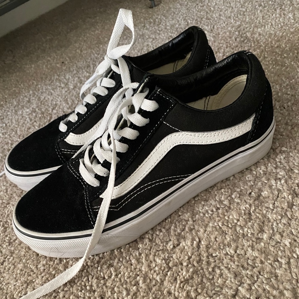 Women’s Black and White Vans